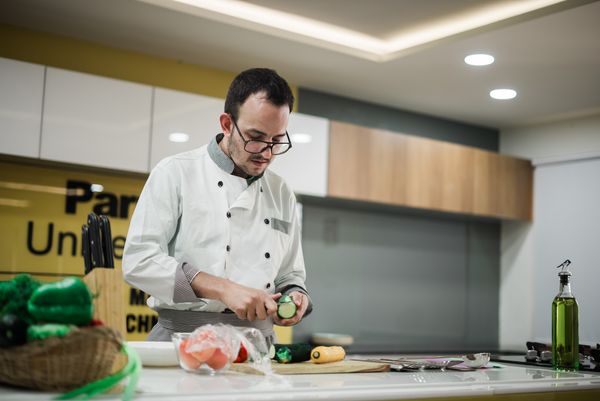 PU organizes a week of Internationalisation with guest chef  Prof Edgar Perez- Esteve to provide students with a taste of the Spanish cuisines and lifestyle.